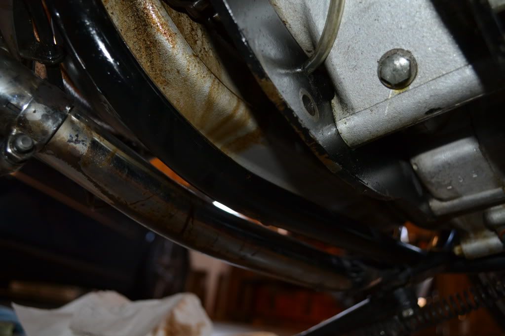 Now where is this oil leak coming from? Norton Commando Motorcycle Forum