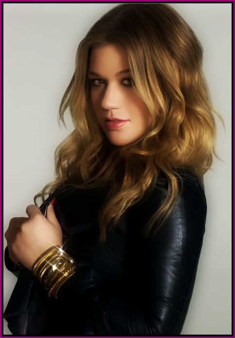 Kelly Clarkson Pictures, Images and Photos