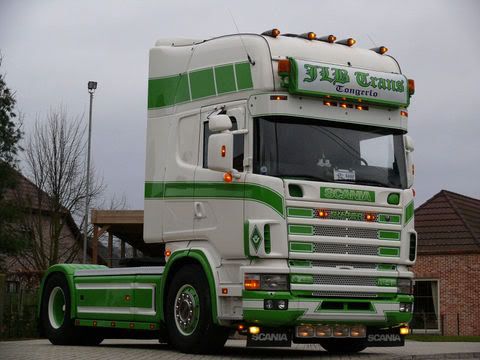 09-JLB-Trans-Scania-164-480-1.jpg