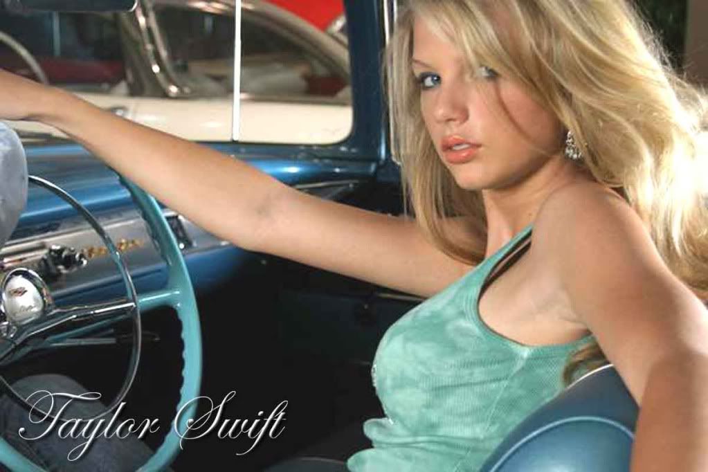 makeup Taylor Swift, with her Taylor Swift Eating Something. makeup Taylor Swift, with her
