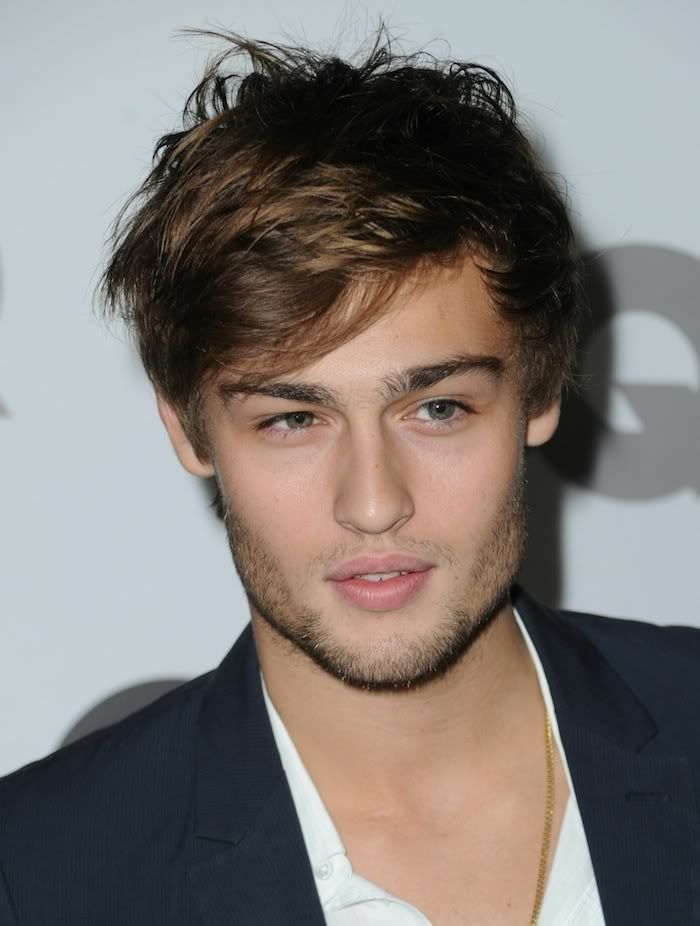 Douglas Booth - Picture Gallery