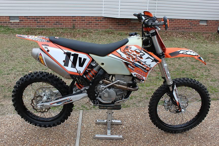 ktm11.jpg