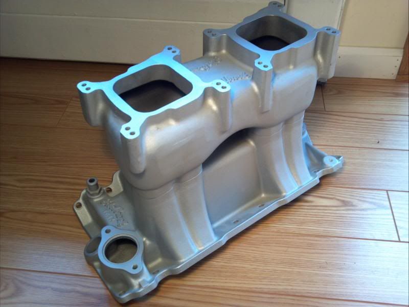 Vintage Edelbrock TR1X tunnel ram intake manifold 265400 Chevrolet