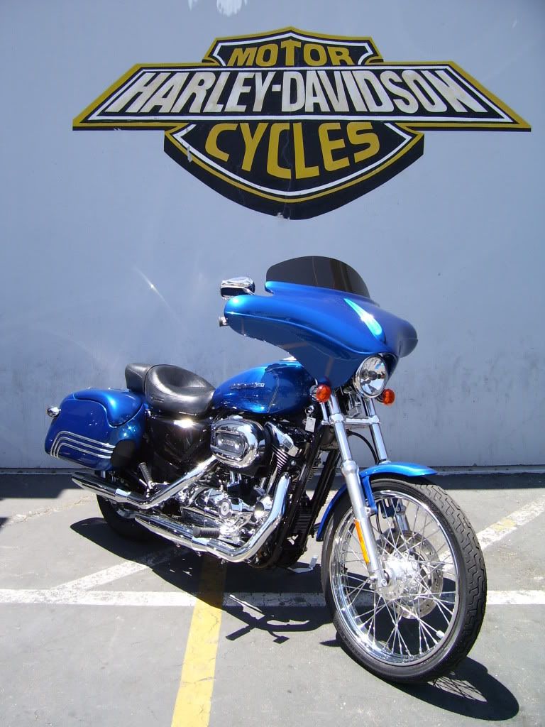 2007 Sportster XL1200C "The Bagster" Photo by hdsac Photobucket